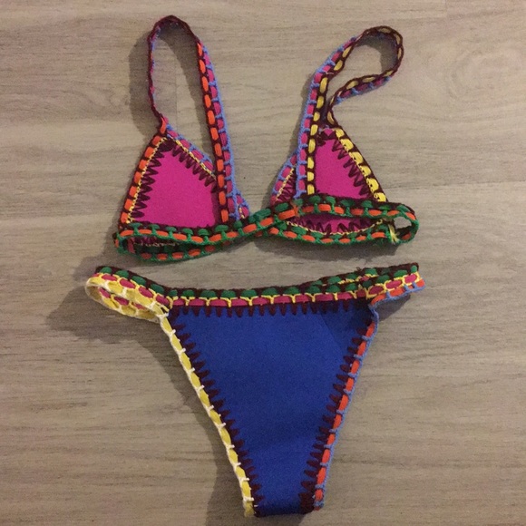 Reversible multi colored bikini - Picture 2 of 3
